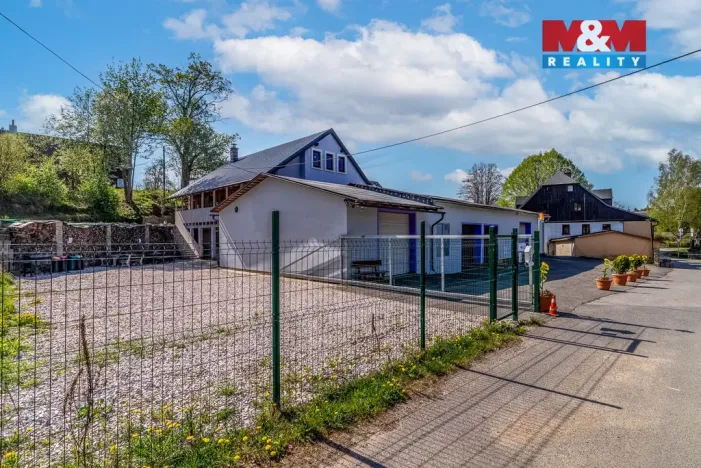 Prodej činžovního domu, Mařenice, 1190 m2