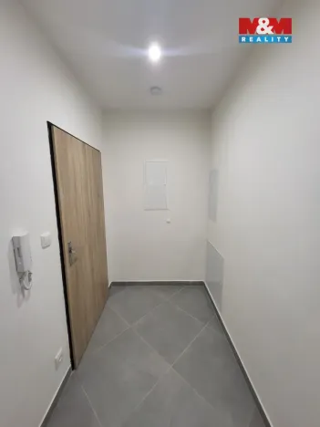 Pronájem bytu 3+1, Nový Bor - Janov, 74 m2