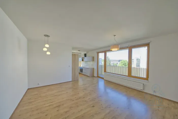 Prodej bytu 3+kk, Praha - Vysočany, Modrého, 77 m2