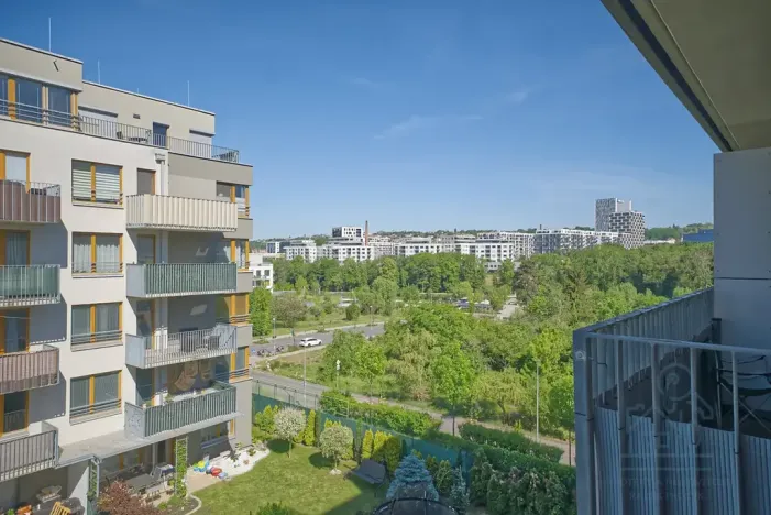 Prodej bytu 3+kk, Praha - Vysočany, Modrého, 77 m2