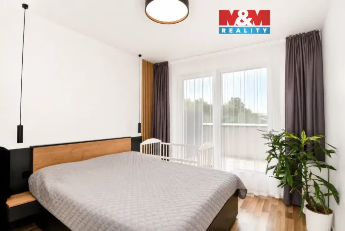 Prodej bytu 4+kk, Praha, Ke kříži, 76 m2