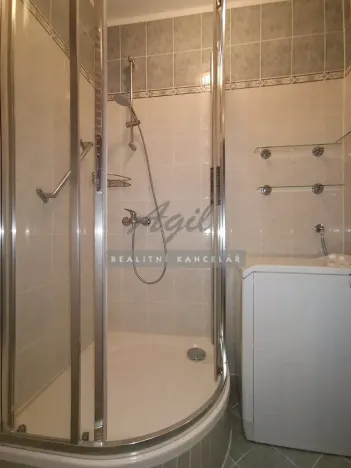 Pronájem bytu 2+1, Šlapanice, 66 m2