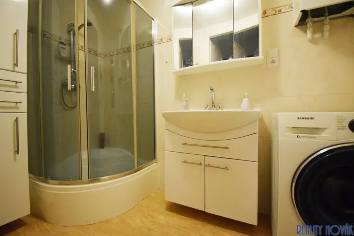 Prodej bytu 3+kk, Praha - Žižkov, Chvalova, 78 m2