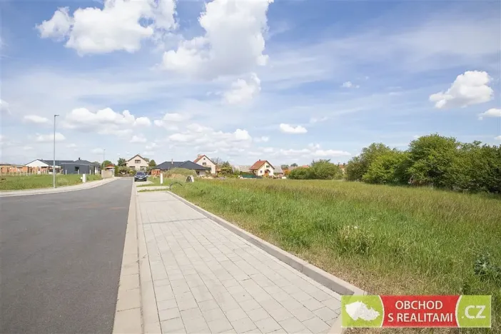 Prodej pozemku, Stolany, 1366 m2