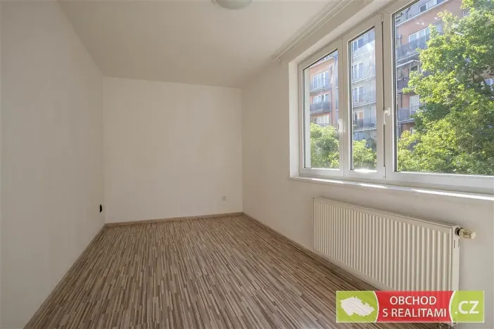Pronájem bytu 2+kk, Praha, Janýrova, 58 m2
