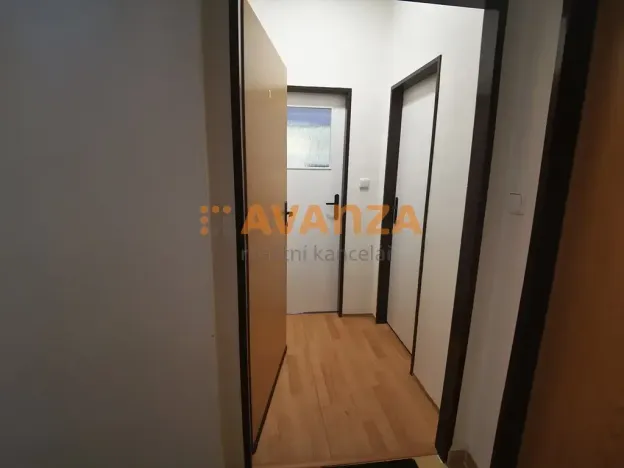 Pronájem bytu 1+kk, Děčín, Drážďanská, 32 m2