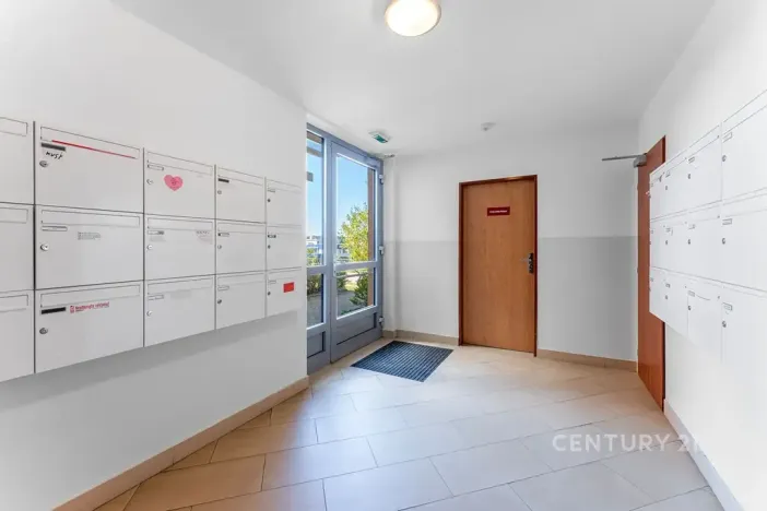 Prodej bytu 1+kk, Praha - Stodůlky, Na Výrovně, 39 m2