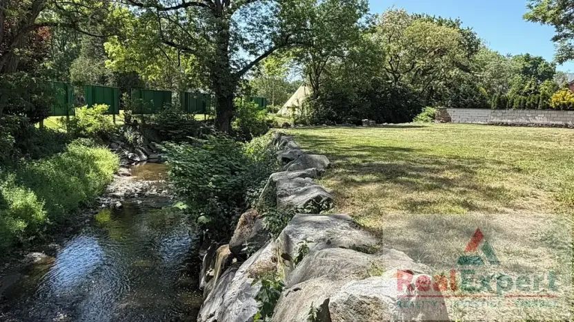 Prodej pozemku pro bydlení, Praha - Záběhlice, K prádelně, 2166 m2