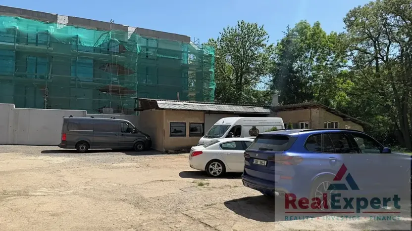 Prodej pozemku pro bydlení, Praha - Záběhlice, K prádelně, 2166 m2