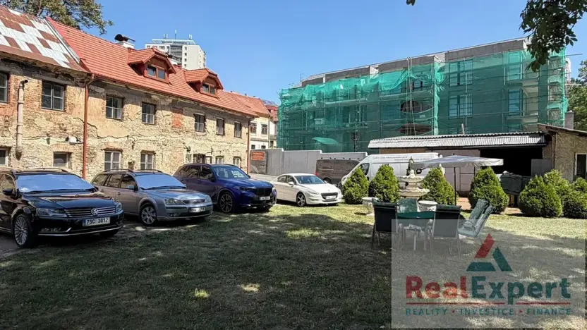 Prodej pozemku pro bydlení, Praha - Záběhlice, K prádelně, 2166 m2