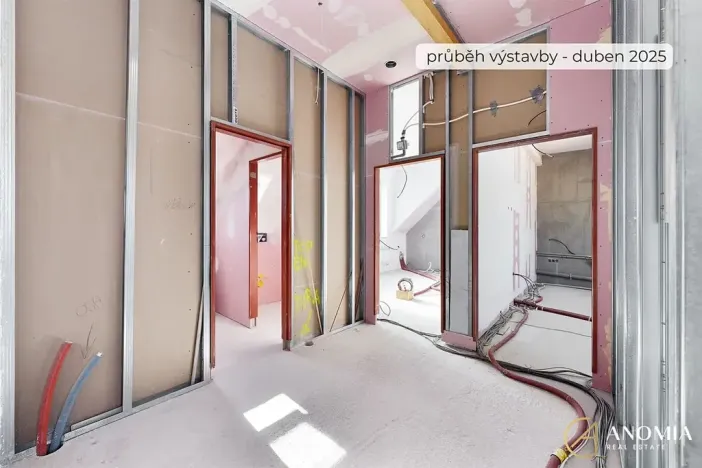Pronájem ordinace, Praha - Vinoř, Mladoboleslavská, 97 m2