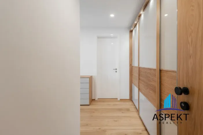 Pronájem bytu 2+kk, Praha - Bubeneč, Vítězné náměstí, 62 m2
