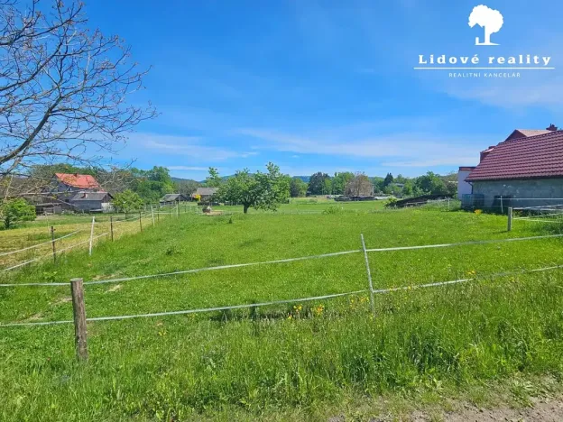 Prodej pozemku pro bydlení, Dolní Lomná, 688 m2