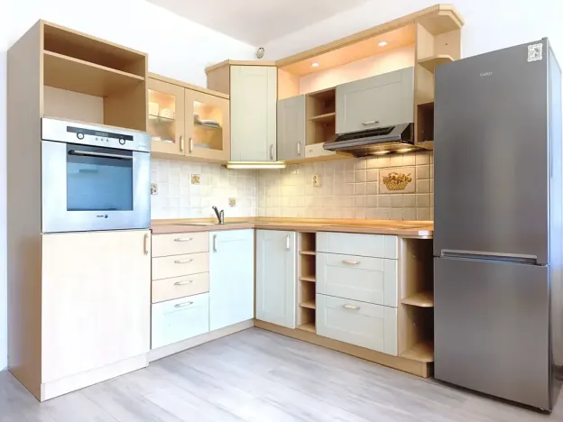 Prodej bytu 1+kk, Zeleneč, Čsl. armády, 37 m2