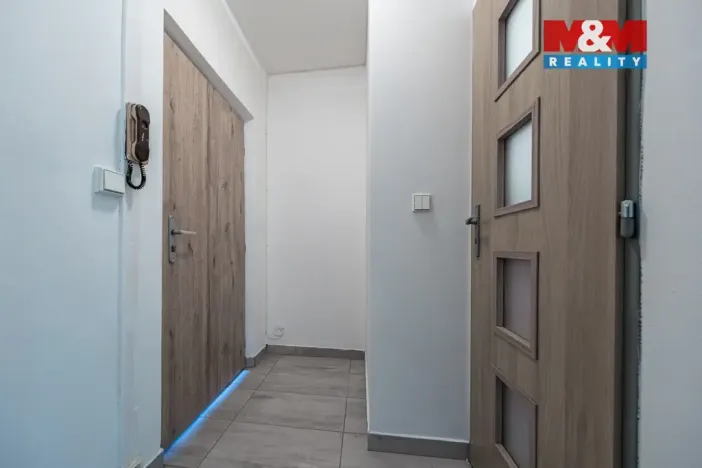 Prodej bytu 1+kk, Bílina, Alšova, 27 m2