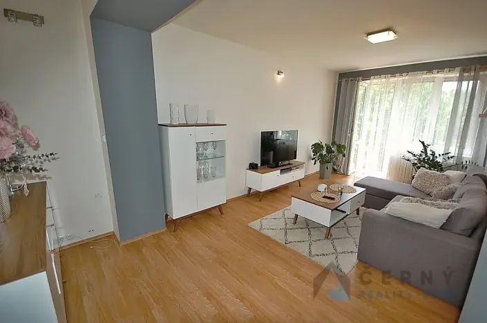 Pronájem bytu 2+1, Liberec, Slovenského národního povstání, 53 m2