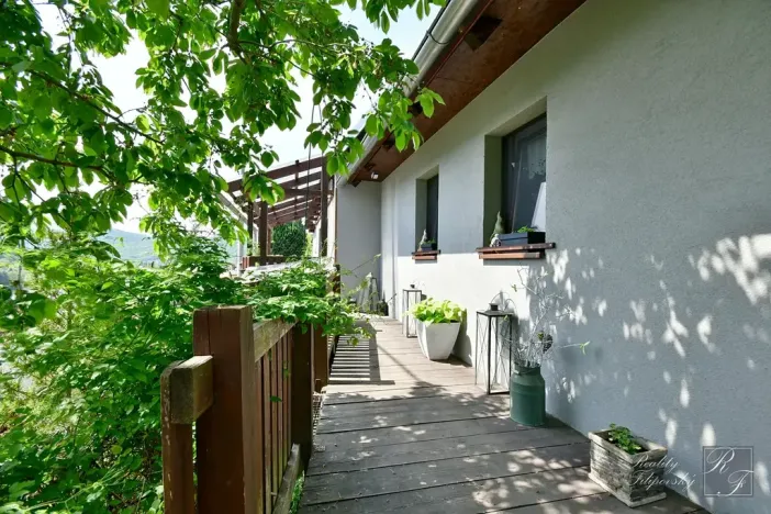 Prodej rodinného domu, Dolní Zálezly, Meruňková, 80 m2