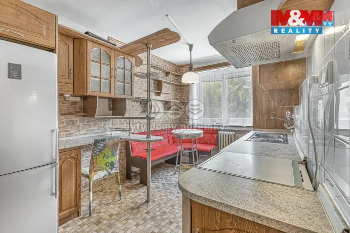 Pronájem bytu 2+1, Hradec Králové, Labská kotlina, 56 m2
