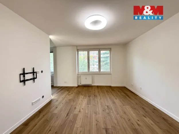 Pronájem bytu 2+1, Ostrava - Poruba, Kyjevská, 58 m2