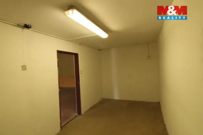 Pronájem skladu, Polepy, 441 m2