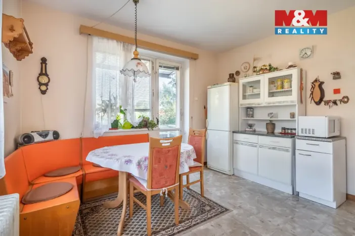 Prodej rodinného domu, Praha - Řeporyje, K Třebonicům, 263 m2
