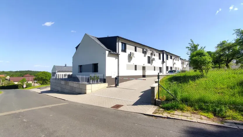 Pronájem bytu 3+1, Drozdov, 90 m2