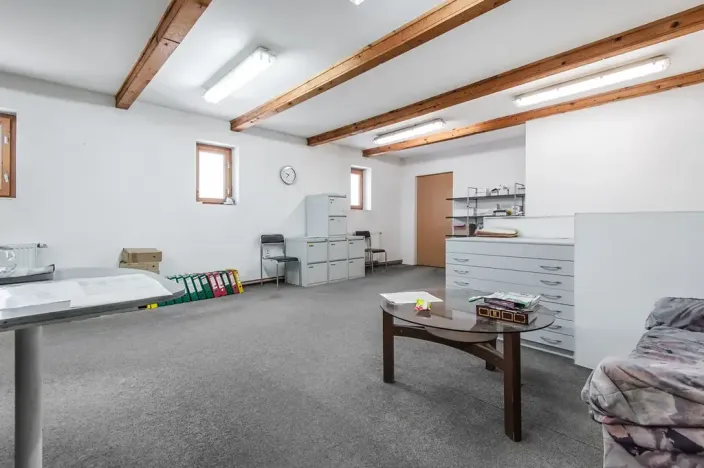 Prodej obchodního prostoru, Kolín, Roháčova, 340 m2