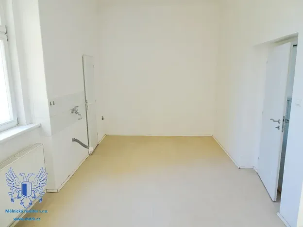 Pronájem kanceláře, Mělník, Legionářů, 105 m2