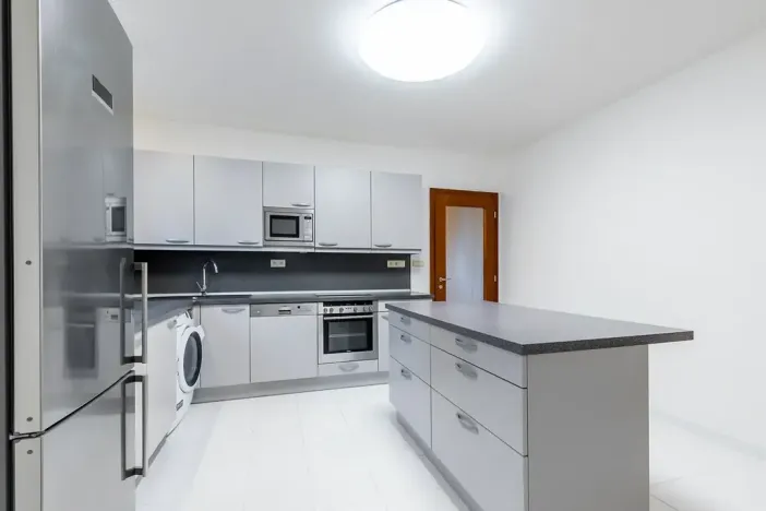 Pronájem bytu 5+1, Praha - Smíchov, Nad Palatou, 181 m2