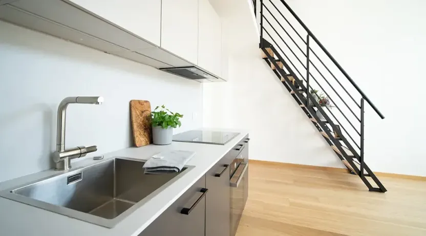 Pronájem bytu 1+kk, Praha - Žižkov, Jeronýmova, 30 m2