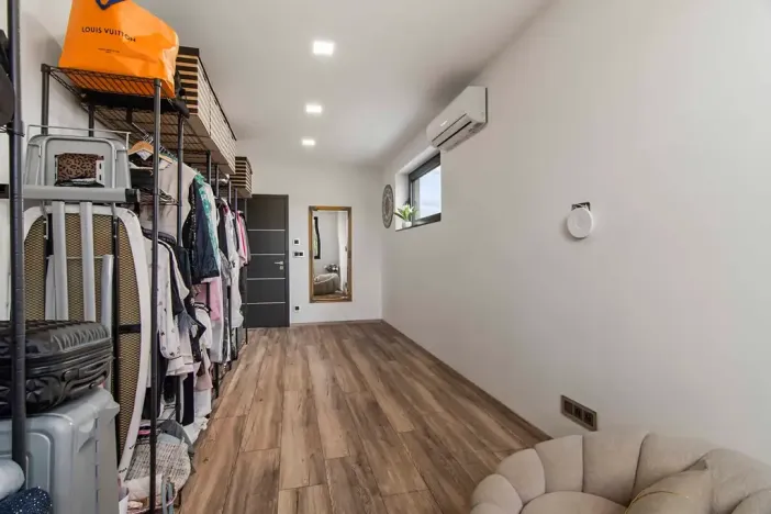 Prodej rodinného domu, Kostelní Lhota, 213 m2