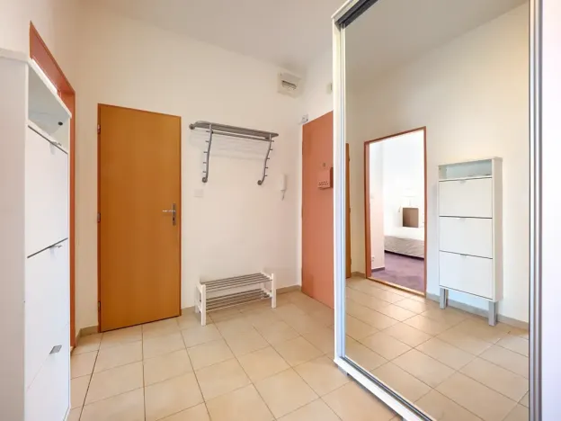 Pronájem bytu 2+kk, Praha - Nusle, Na Veselí, 50 m2