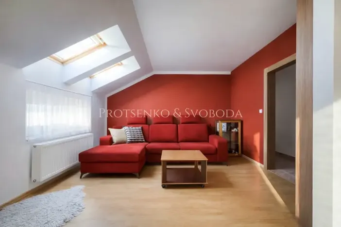 Prodej činžovního domu, Přerov nad Labem, 283 m2