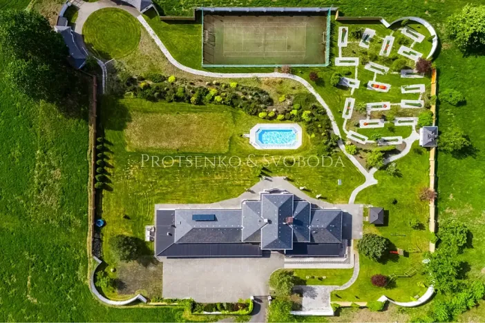 Prodej činžovního domu, Rosovice, 900 m2