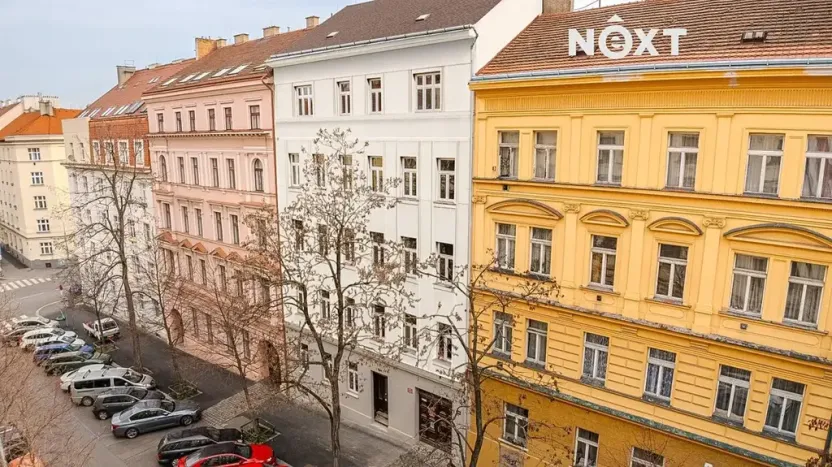 Pronájem bytu 2+kk, Praha - Vinohrady, Velehradská, 44 m2