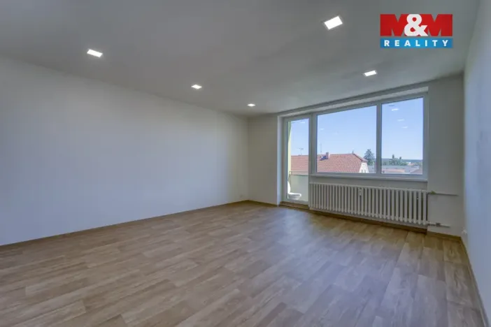 Pronájem bytu 2+1, Stod, nám. ČSA, 60 m2