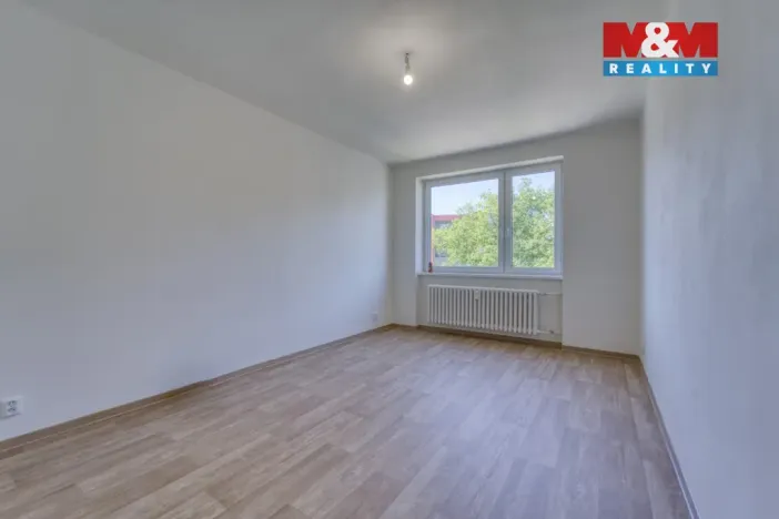 Pronájem bytu 2+1, Stod, nám. ČSA, 60 m2