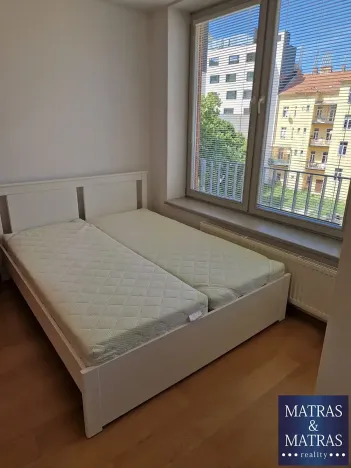 Pronájem bytu 2+kk, Brno, Spálená, 53 m2
