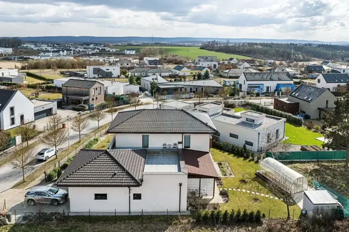 Pronájem rodinného domu, Vysoký Újezd, Pod Ovčínem, 244 m2