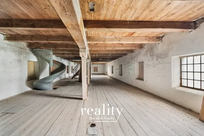 Prodej výrobních prostor, Rozsochatec, 600 m2