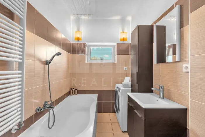 Prodej rodinného domu, Hradec Králové, Cejpova, 170 m2