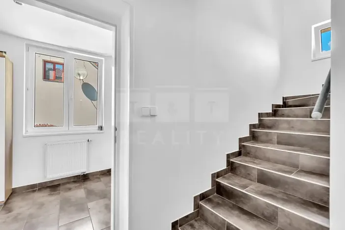 Prodej rodinného domu, Hradec Králové, Cejpova, 170 m2