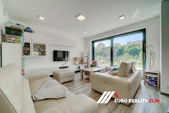 Pronájem vily, Zlín, Ovsíková, 145 m2