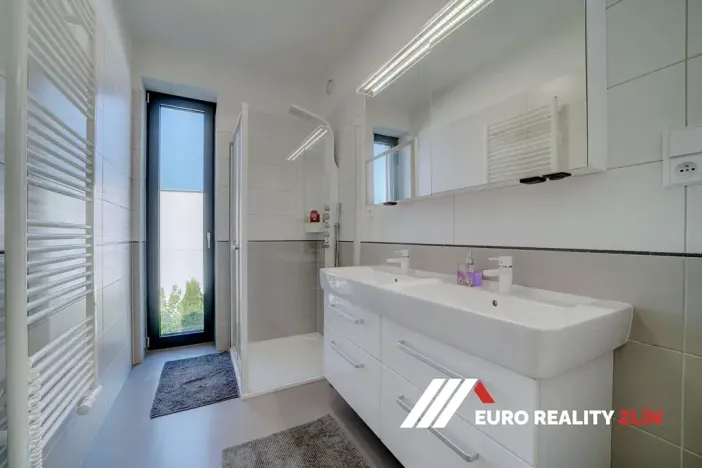 Pronájem vily, Zlín, Ovsíková, 145 m2