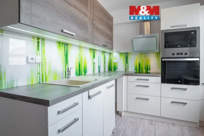 Pronájem bytu 2+1, Strakonice - Strakonice II, Bezděkovská, 52 m2
