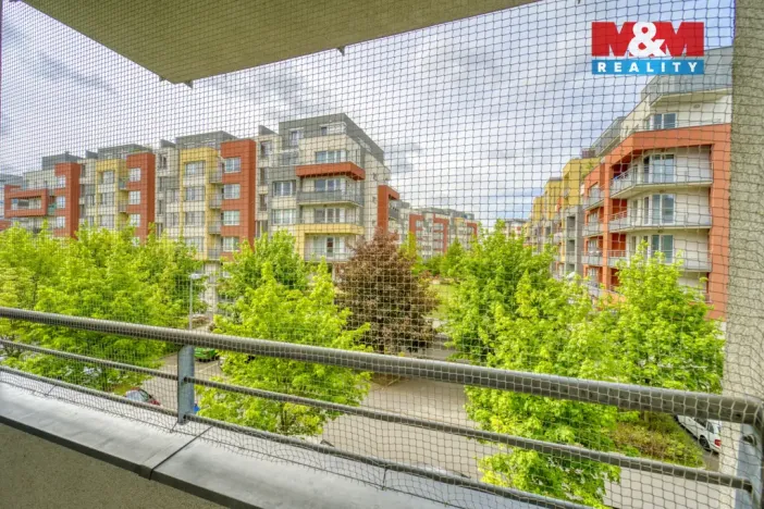 Prodej bytu 2+kk, Praha, Sazovická, 47 m2