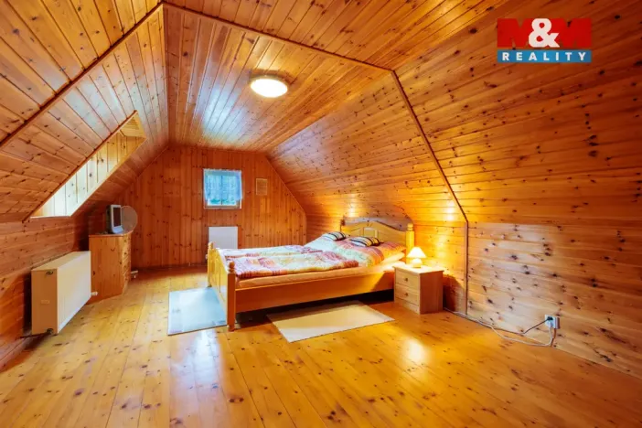 Prodej rodinného domu, Kraslice - Tisová, 250 m2