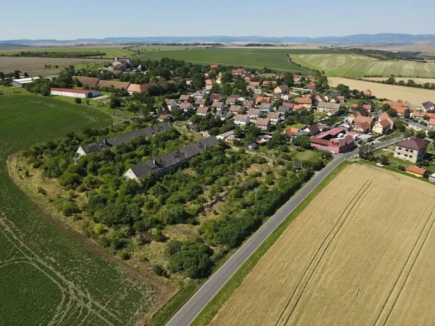 Prodej komerční nemovitosti, Čeradice, 19960 m2
