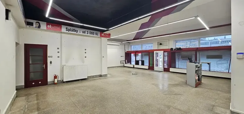 Pronájem obchodního prostoru, Letovice, Masarykovo náměstí, 330 m2