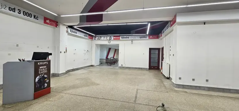 Pronájem obchodního prostoru, Letovice, Masarykovo náměstí, 20 m2